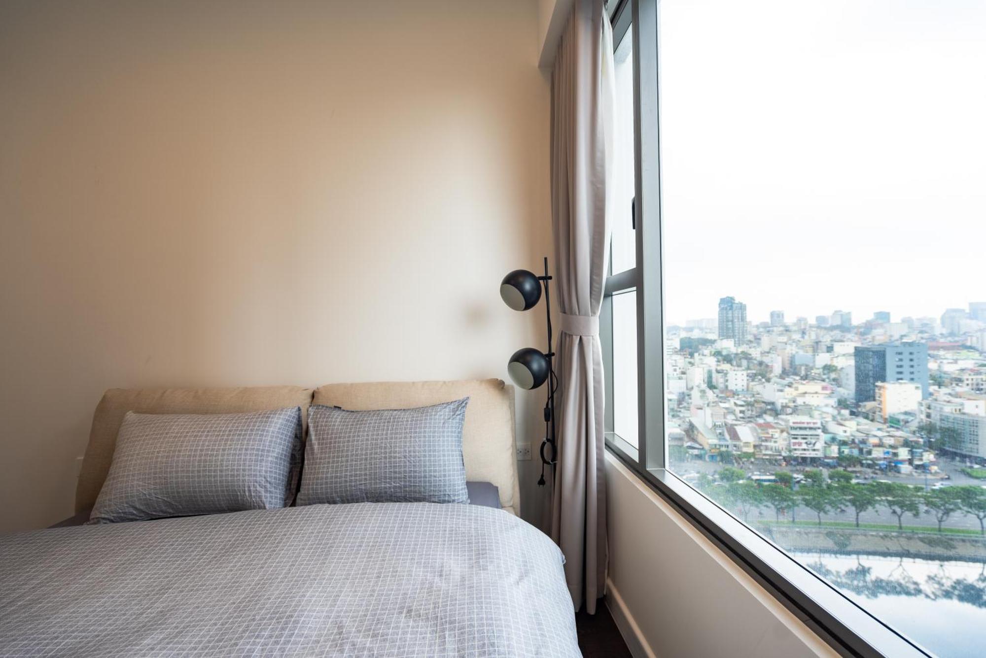 Central Business District Rivergate Apartment - Free Pickup & Pool Ho Chi Minh City Exterior photo